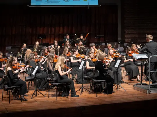 Koncert laureat&oacute;w - Jan Sułkowski i Akademicka Orkiestra Symfoniczna