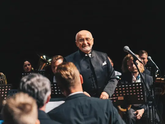 Dyrygent Orkiestry Saksofonowej Maestro Lev Arstein