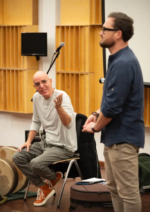 Zohar Fresco i Kierownik Katedry Muzyki Jazzowej dr Jakub Olejnik