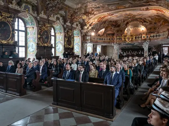 Goście zgromadzeni w Auli Leopoldyńskiej