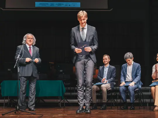 Zwycięzca Konkursu JULIAN GILEWSKI