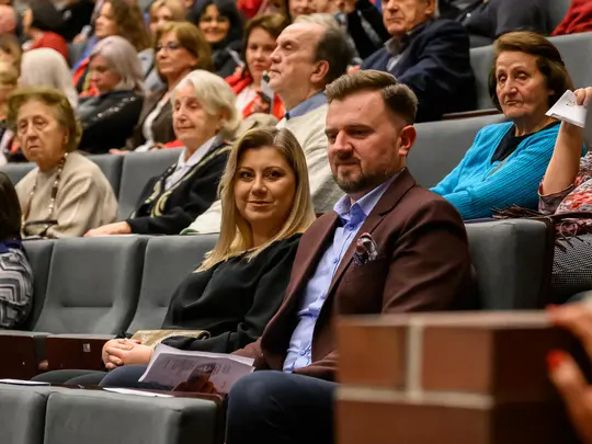 Publiczność zgromadzona na Benefisie