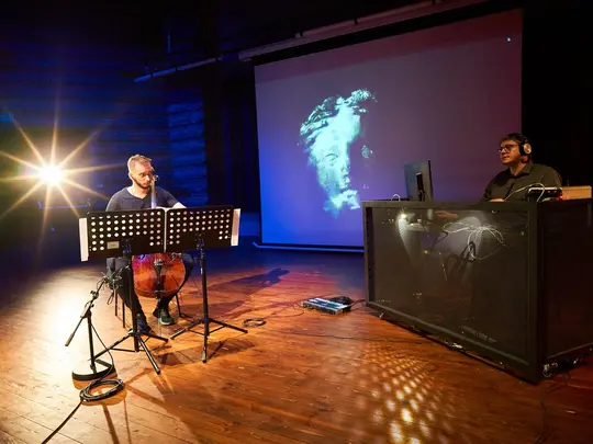 Dr Mateusz Ryczek i Olgierd Żemojtel &ndash; wiolonczela