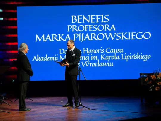 Odczytanie adresu gratulacyjnego przez JM Rektora, prof. dra hab. Krystiana Kiełba