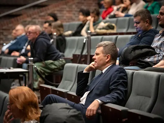 Członkowie wsp&oacute;lnoty AMKL zgromadzeni podczas wybor&oacute;w