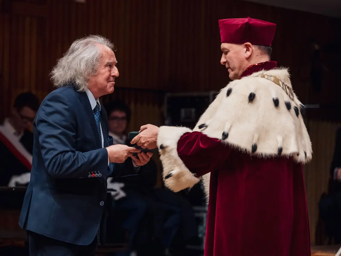 Medal dla prof. dra hab. Marka Pijarowskiego