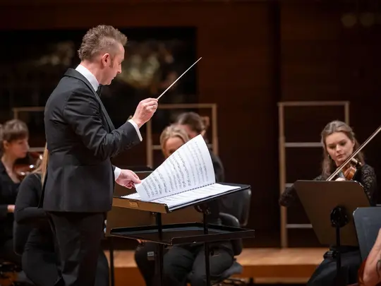 Dr hab. Wojciech Rodek oraz Akademicka Orkiestra Symfoniczna