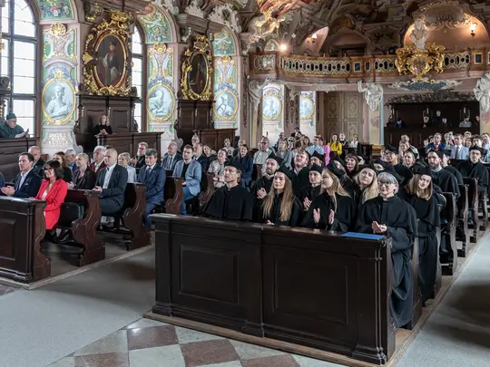 Uroczysta promocja doktor&oacute;w i doktor&oacute;w habilitowanych sztuki uczelni artystycznych Wrocławia