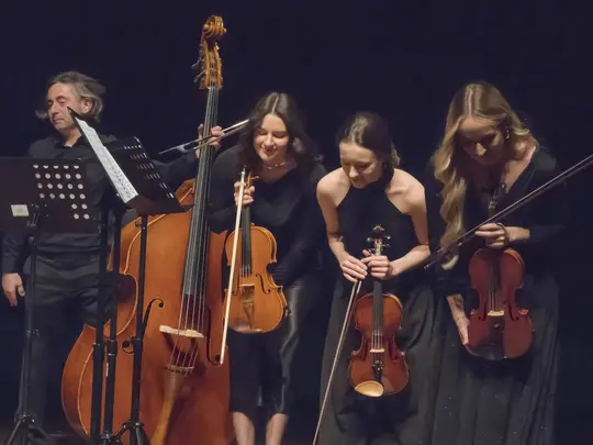 Mirosław Mały,  Barbara Olearczyk, Gabriela Bombola, Wiktoria Linek