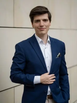 Tomasz Marut - doktorat z wyróżnieniem