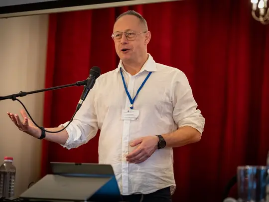 dr hab. Marcin Strzelecki