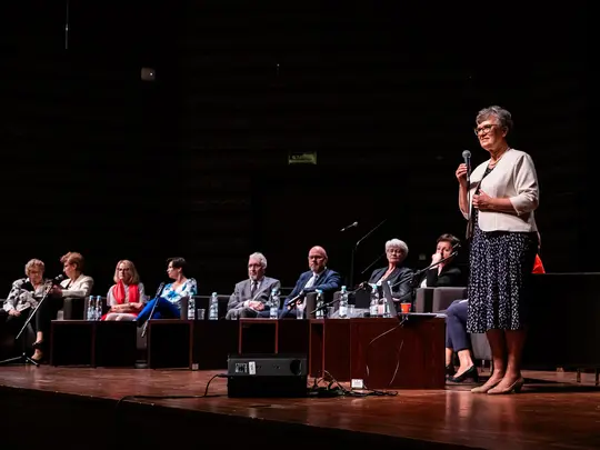 A panel of reminiscences and discussions with graduates and retired employees of the Faculty (moderator - Senior Lecturer Dorota Kanafa)