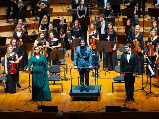 G. Faur&eacute; &ndash; Requiem d-moll op. 48: Joanna Zawartko-Kołodziej &ndash; sopran, Stefan Astakhov &ndash; baryton, Akademicka Orkiestra Symfoniczna AMKL, połączone ch&oacute;ry akademickie Wrocławia