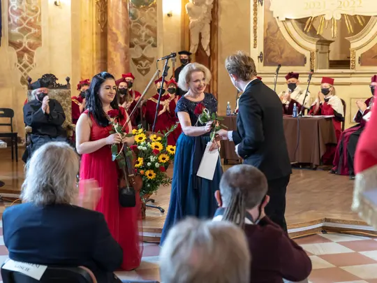 Sara Dragan &ndash; skrzypce oraz Barbara Karaśkiewicz &ndash; fortepian