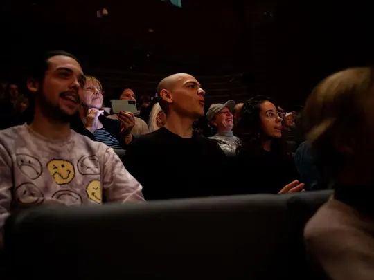 The audience auring the concert to begin