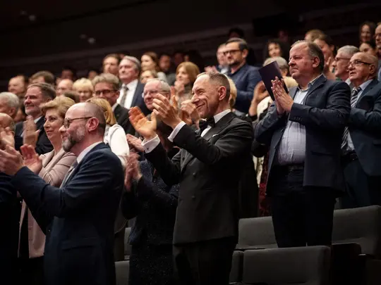 Goście zgromadzeni na Nadzwyczajnym Koncercie Jubileuszowym