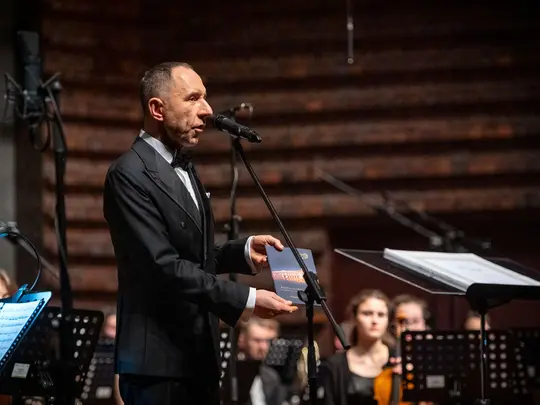 JM Rektor AMKL prof. dr hab. Krystian Kiełb wita Gości na Nadzwyczajnym Koncercie Jubileuszowym