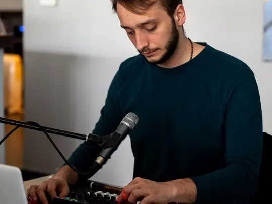 Stoisko Koła Artystyczno-Naukowego Nowych Medi&oacute;w