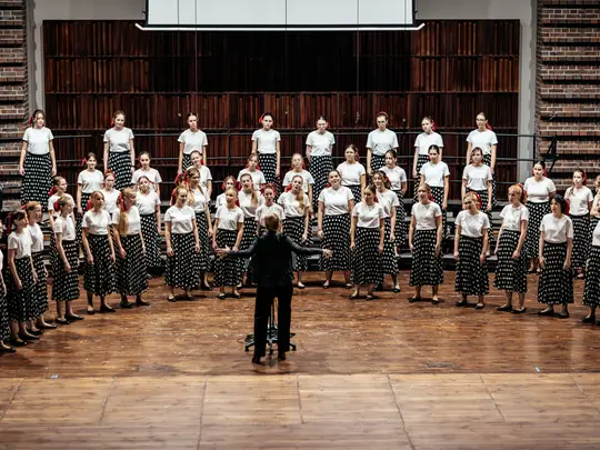 dr hab. Małgorzata Podzielny, prof. AMKL, The girls' choir of the National Music Centre in Wrocław
