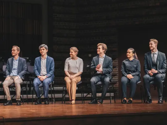 Koncert Laureat&oacute;w i wręczenie nagr&oacute;d, Finaliści Konkursu, od lewej: Ignacy Siarkowski (wyr&oacute;żnienie),  Karol Onderko (wyr&oacute;żnienie), Alicja Pacześniak-Słota (wyr&oacute;żnienie),  Piotr Bywalec (III miejsce), Maria Bazou (II miejsce), Julian Gilewski (I miejsce)