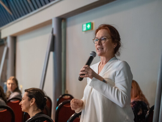 prof. dr hab. Ewa Marciniec