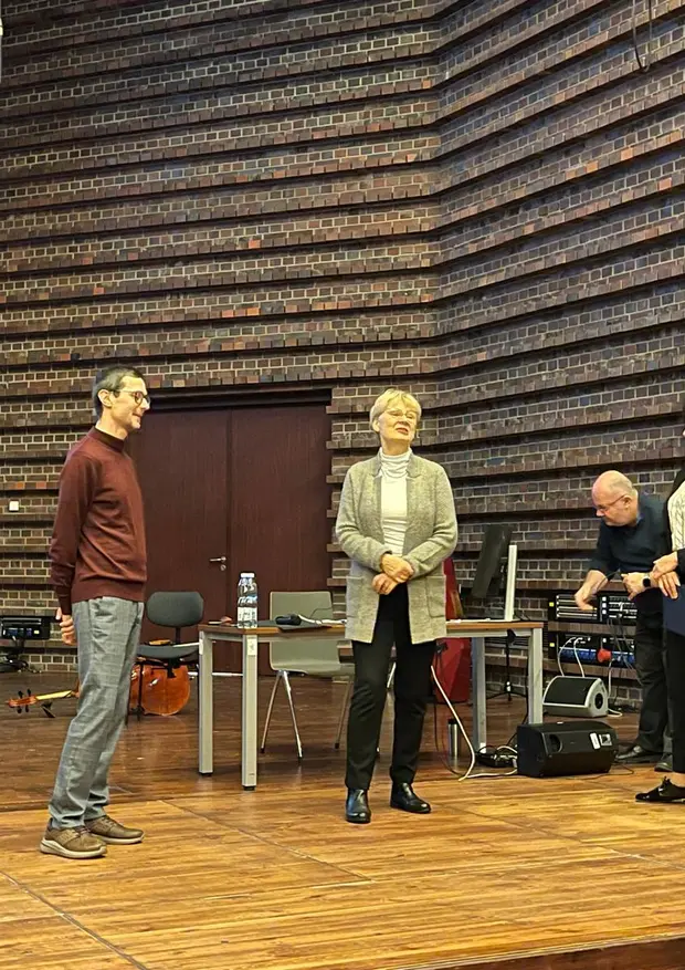 Otwarcie Kursu przez Prorektor ds. artystycznych i naukowych dr hab. Julitę Przybylską-Nowak, prof. AMKL, prof. dr hab. Lidia Grzanka-Urbaniak, dr Mikołaj Pałosz.