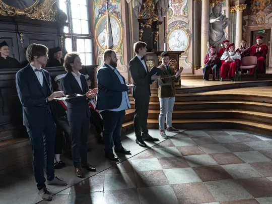 Immatrykulacja przedstawicieli student&oacute;w I roku Uczelni  Artystycznych Wrocławia