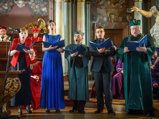 Występują (od lewej): Olga Ksenicz - sopran, Hanna Sosnowska - sopran, Piotr Łykowski - alt, Bartosz Nowak - tenor, Bogdan Makal - bas