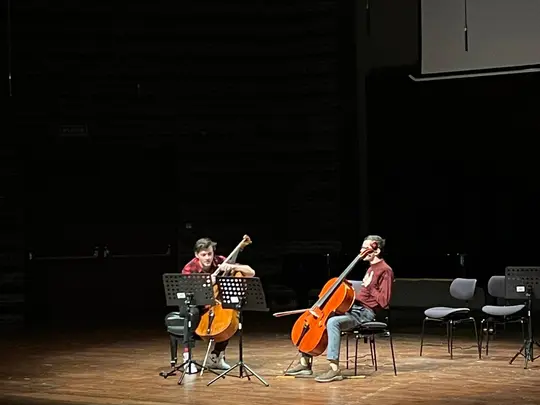 Mistrzowski Kurs Wiolonczelowy i wykład ,,Wsp&oacute;łczesne techniki wykonawcze w literaturze wiolonczelowej XX i XXI wieku. Horyzonty wykonawstwa" dra Mikołaja Pałosza